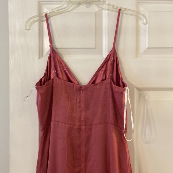 Lulus Dress length 57” bust 30” brand new with tag it is maxi dress and beautifu - Picture 7 of 17